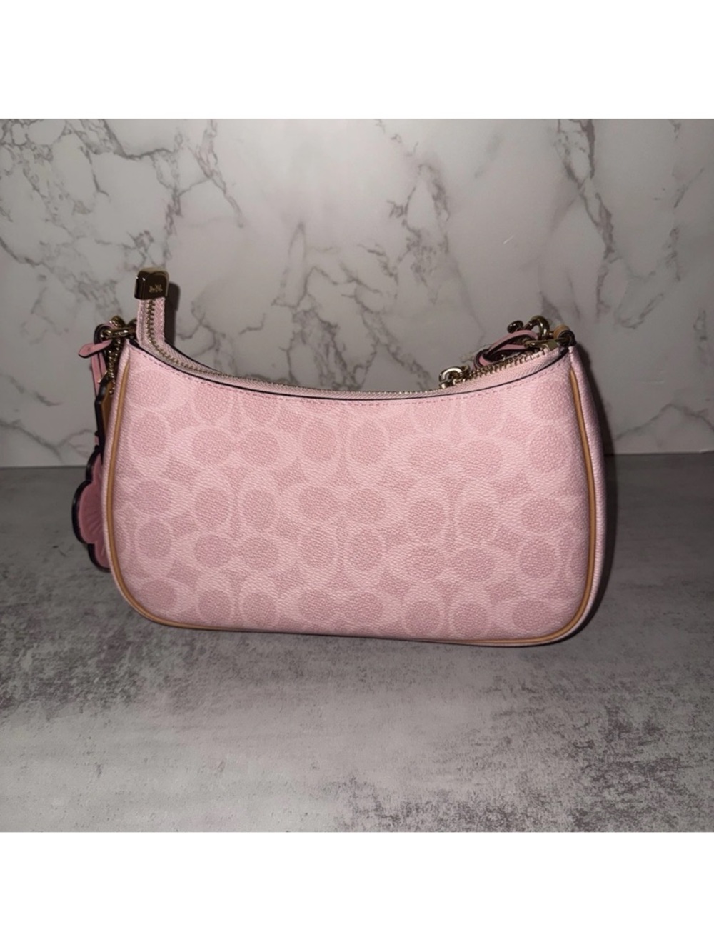 Coach Teri Shoulder Bag In Signature CanvasPowder Pink - Picture 2 of 7